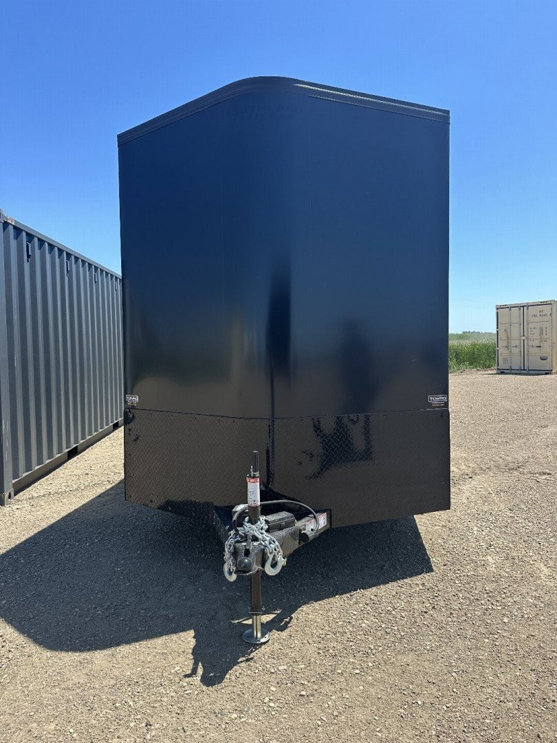 New 2026 Southland Trailers LCHT35-716V-86 R Cargo / Enclosed Trailer