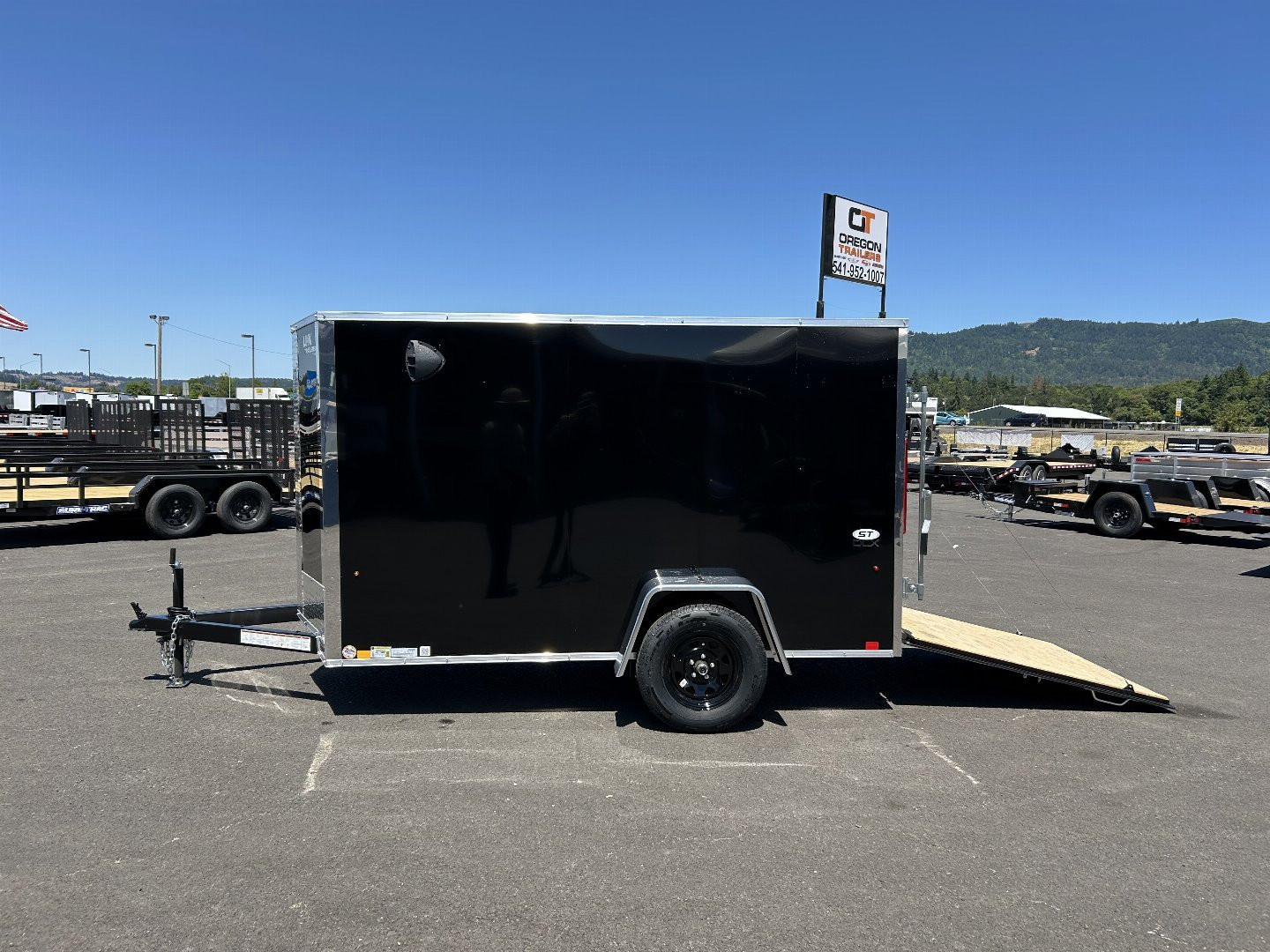 New 2025 Look 5X10 DLX Enclosed Cargo Trailer with Rear Ramp Door 3K GVWR