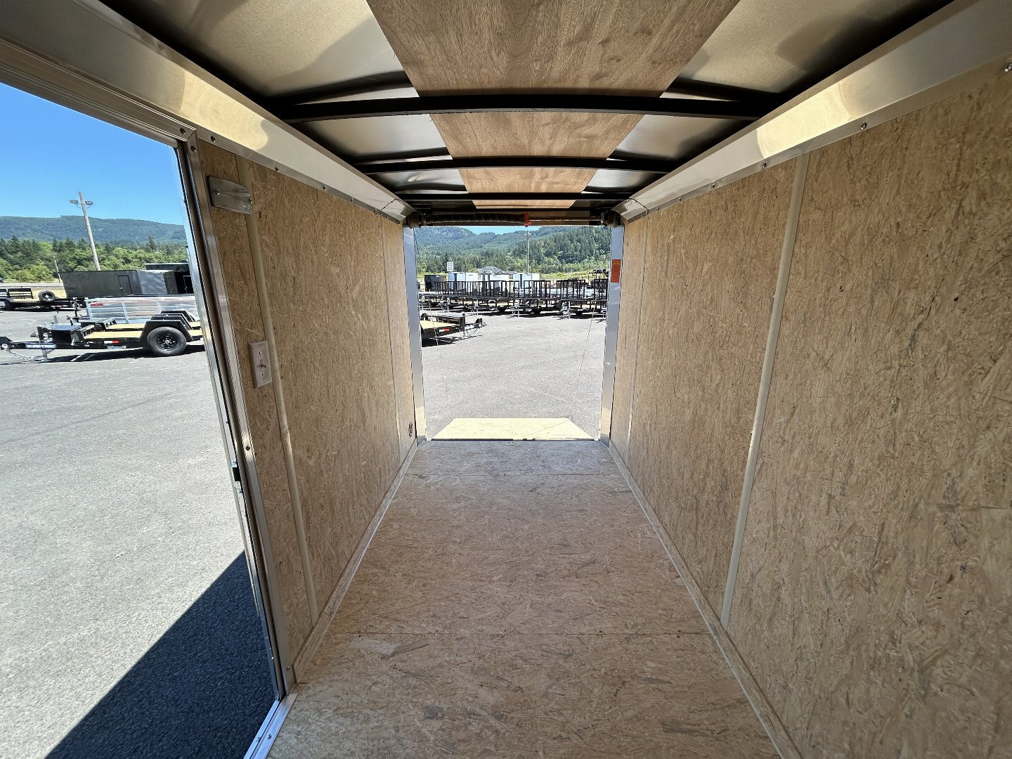 New 2025 Look 5X10 DLX Enclosed Cargo Trailer with Rear Ramp Door 3K GVWR