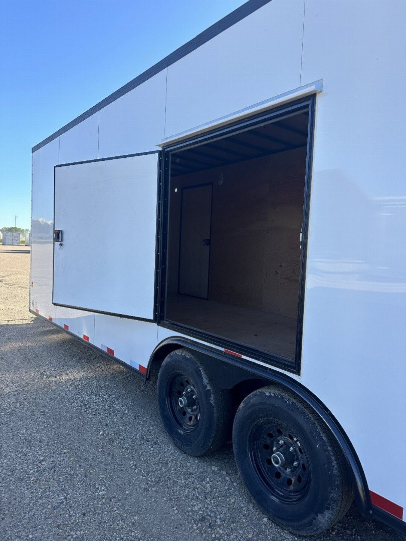 New 2026 Southland Trailers Larct52-826v-86r Cargo / Enclosed Trailer