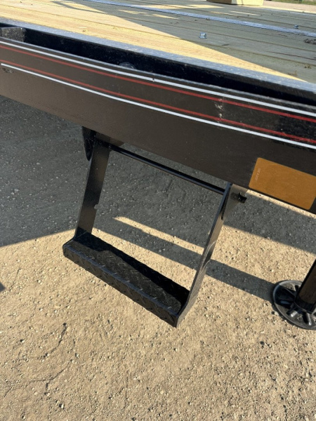 New 2025 Diamond C Trailers FMAX212 2.0 Flatbed Trailer