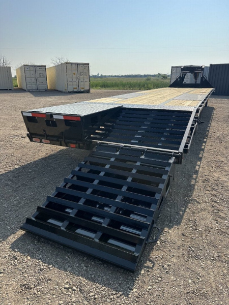 New 2025 Diamond C Trailers FMAX212 2.0 Flatbed Trailer