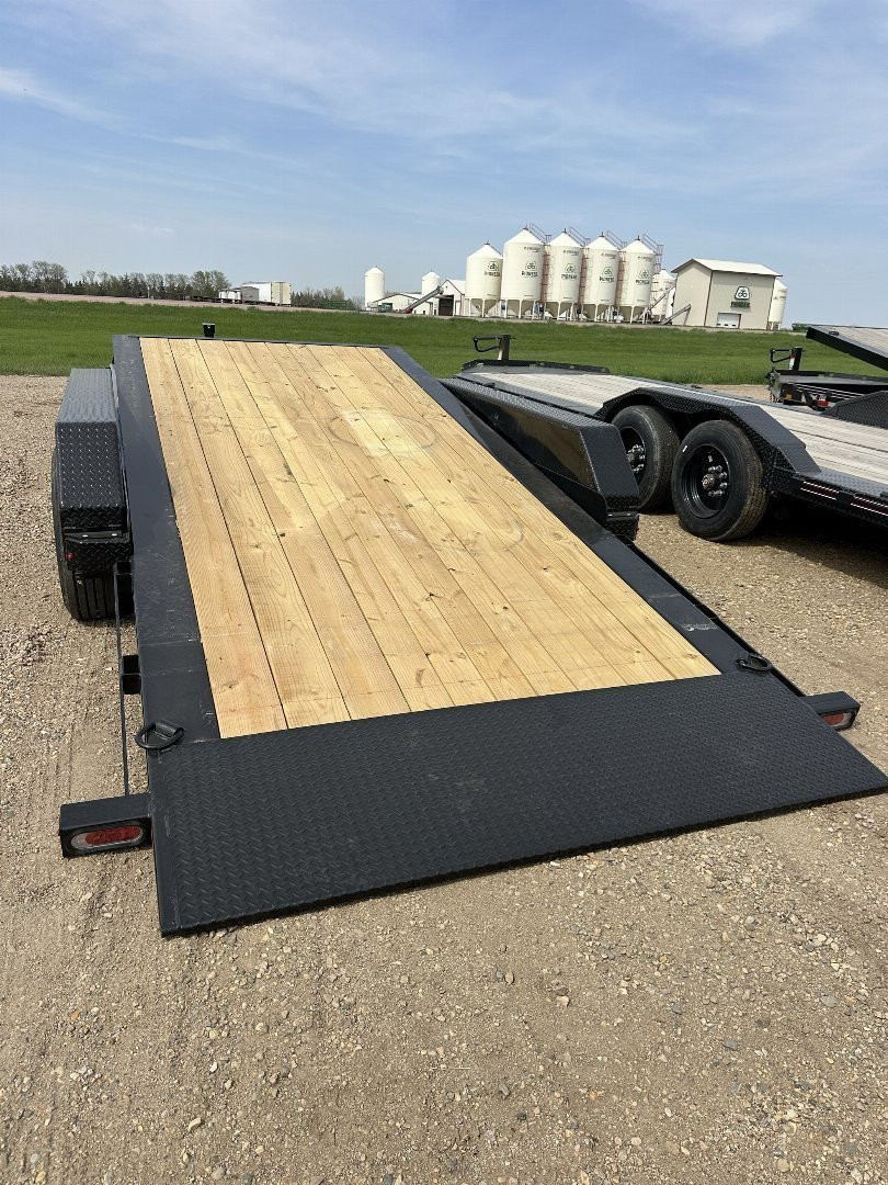 New 2025 Diamond C Trailers HDT307 Tilt Trailer