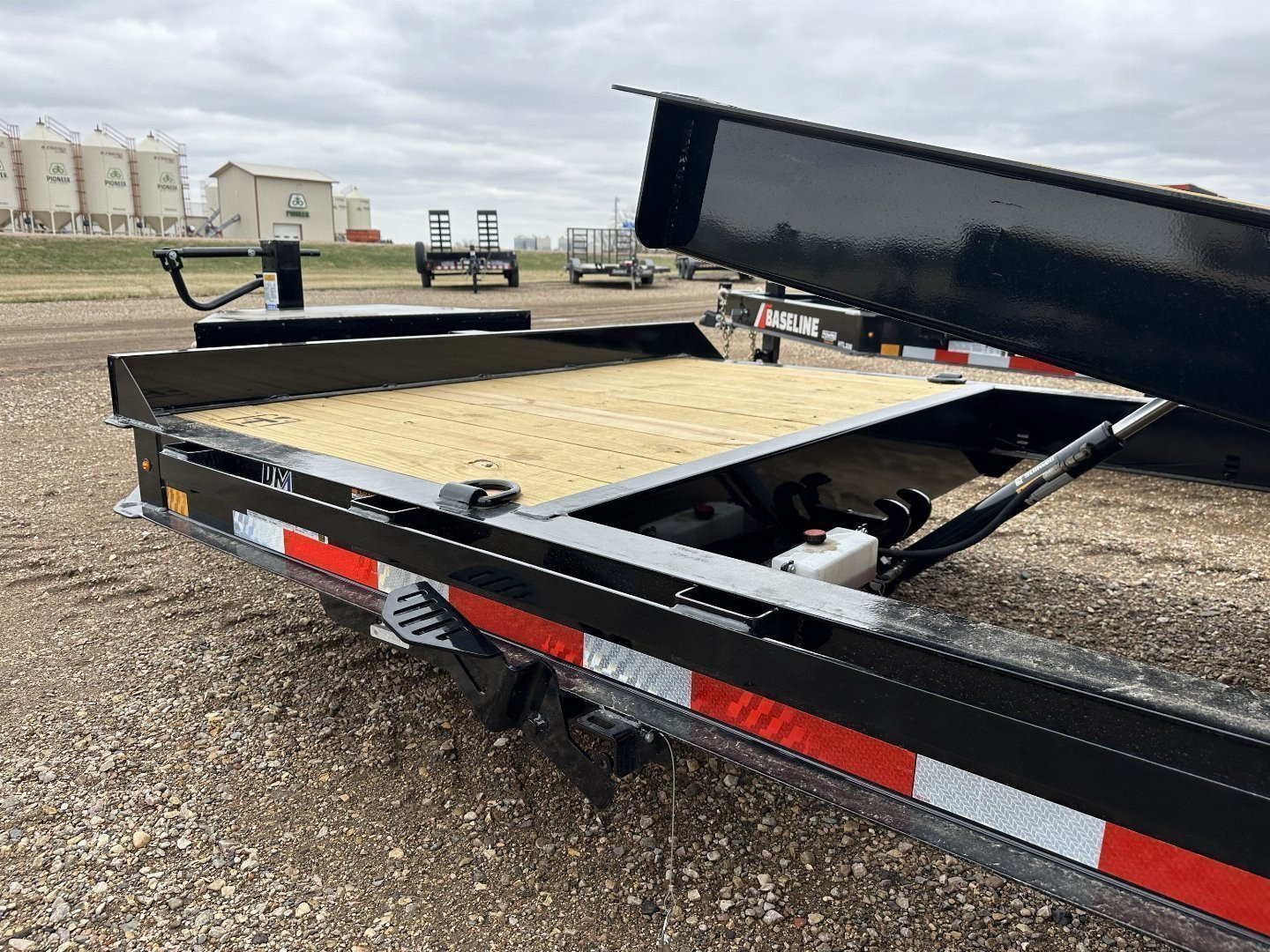 New 2025 Base Line HTL207 Tilt Trailer