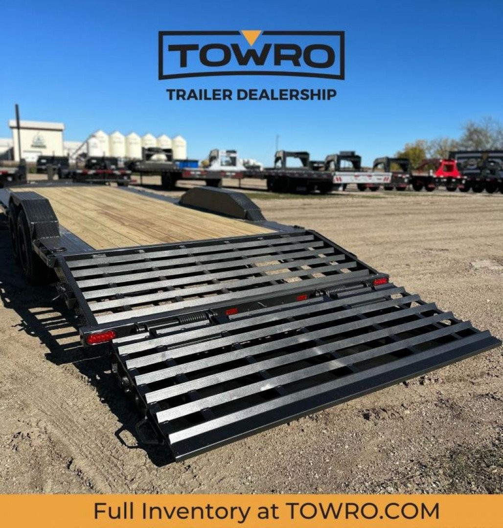 New 2024 Diamond C Trailers LPX208 Equipment Trailer