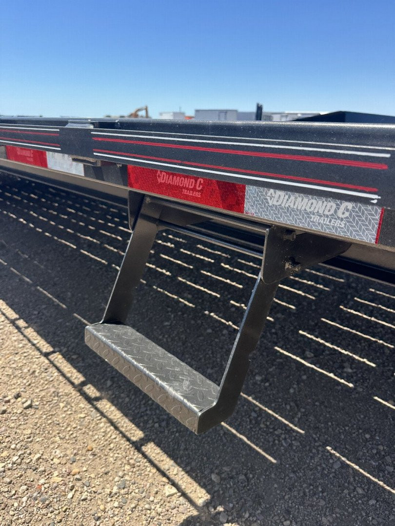New 2023 Diamond C Trailers DEC210 Flatbed Trailer