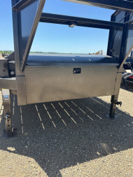 New 2023 Diamond C Trailers DEC210 Flatbed Trailer