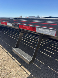 New 2023 Diamond C Trailers DEC210 Flatbed Trailer