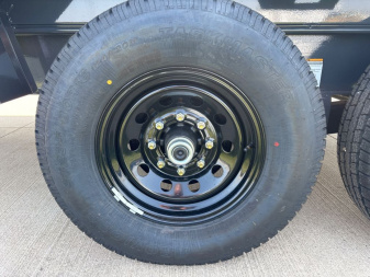 New 2025 Lamar Trailers DL831427-36 Dump Trailer