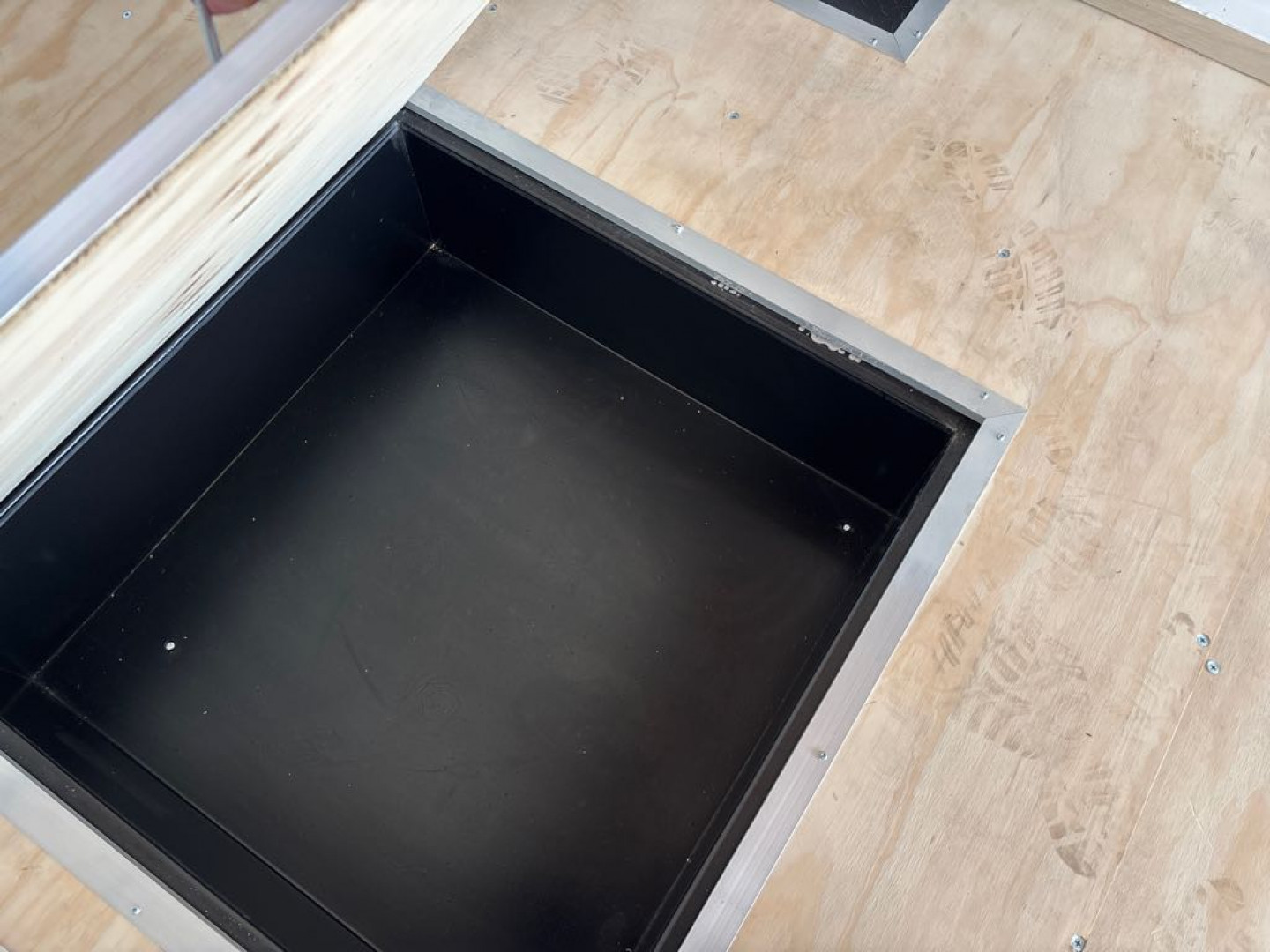 New 2025 United Trailers CLA-8.528TA52 Car / Racing Trailer