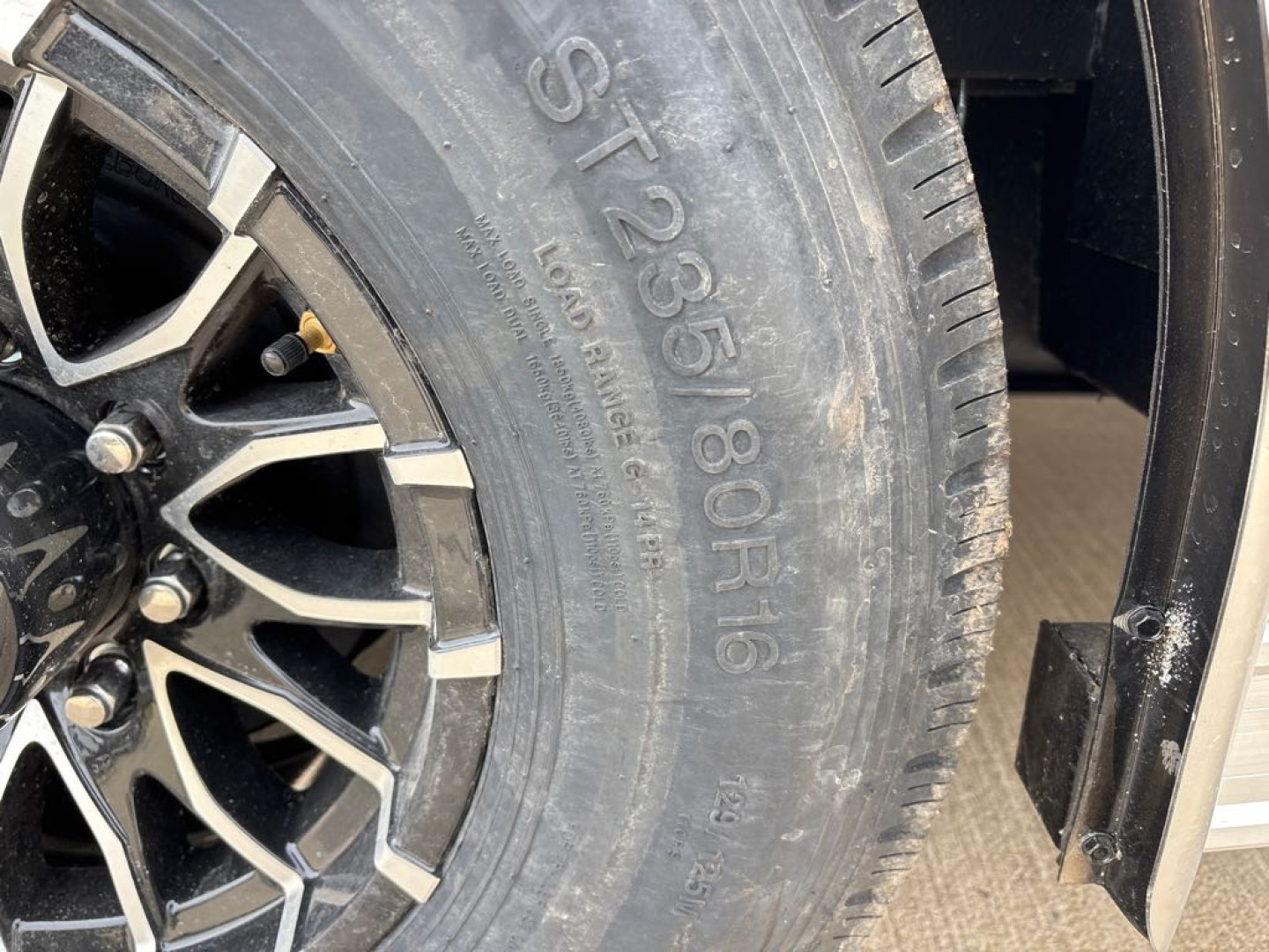 New 2025 United Trailers CLA-8.528TA52 Car / Racing Trailer