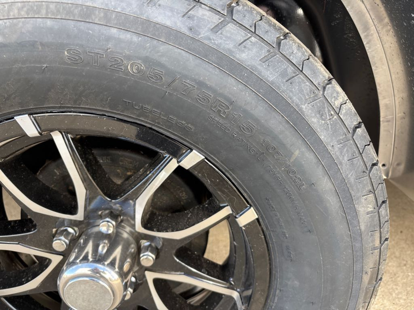 New 2025 United Trailers UJ-714TA35-8.5 Cargo / Enclosed Trailer