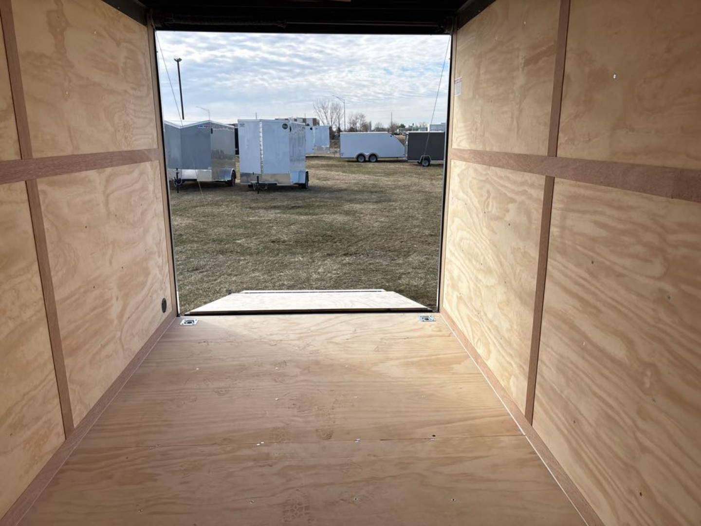 New 2025 United Trailers UJ-714TA35-8.5 Cargo / Enclosed Trailer