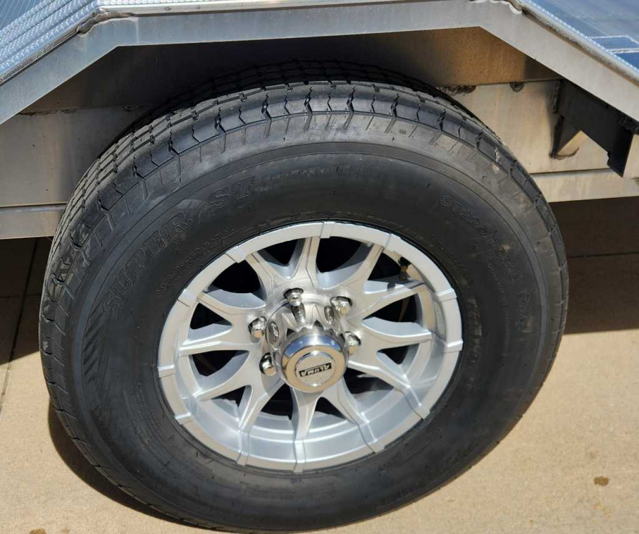 New Aluma 102"X15' WB SINGLE AXLE ALUMINUM Utility Trailer