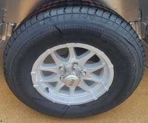 New Aluma HEAVY SINGLE AXLE STRT TAILGATE Utility Trailer