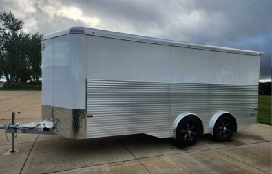 New 2024 Sundowner 8'X20' WORKHORSE ENCLOSED Horse Trailer