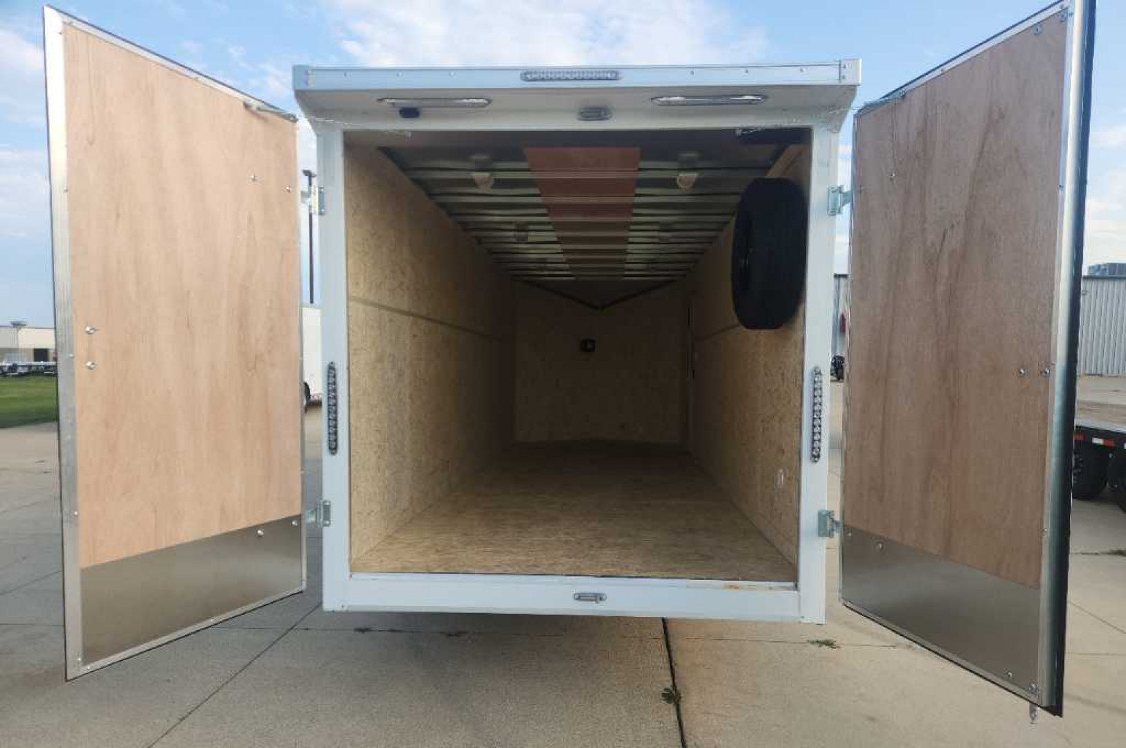 New 2024 Bravo Trailers 7'X20'+30"V ALUMINUM STAR Cargo / Enclosed Trailer