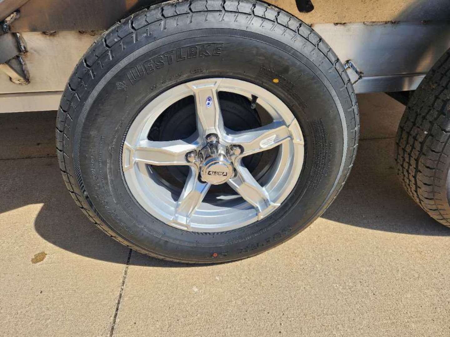 New 2025 Aluma 18' WIDE BODY DRIVE OVER FENDERS Utility Trailer