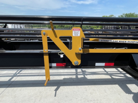 New 2025 MAY 36' ROUND BALE HAY DUMP TRAILER, (2) 7000lb TANDEM AXLES ,(ON ORDER)