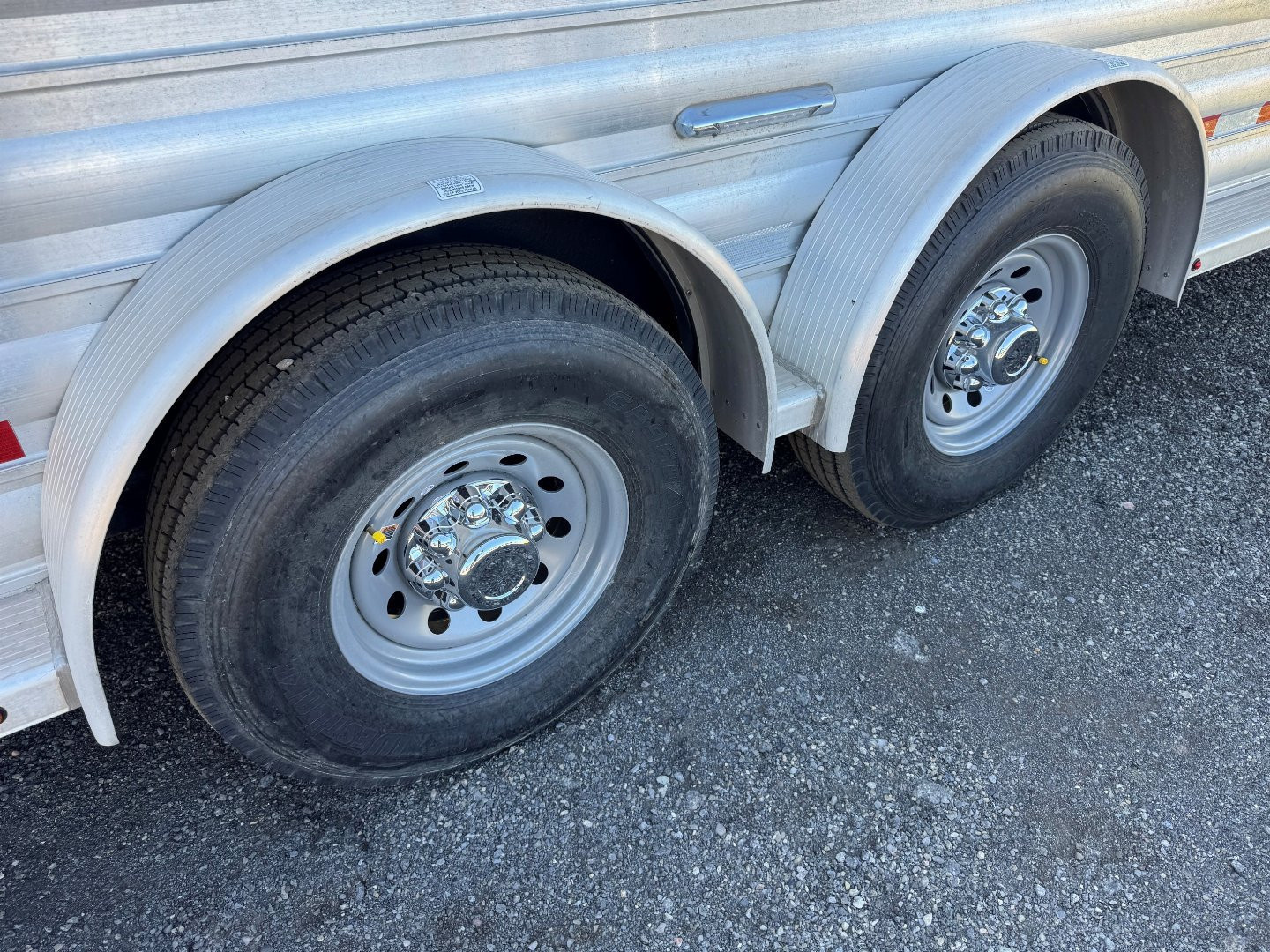 New 2026 Logan Coach 6 Horse Stockman Combo Horse Trailer