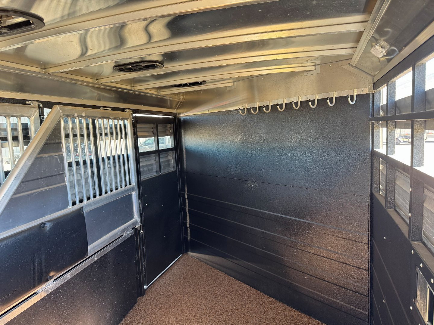 New 2026 Logan Coach 6 Horse Stockman Combo Horse Trailer