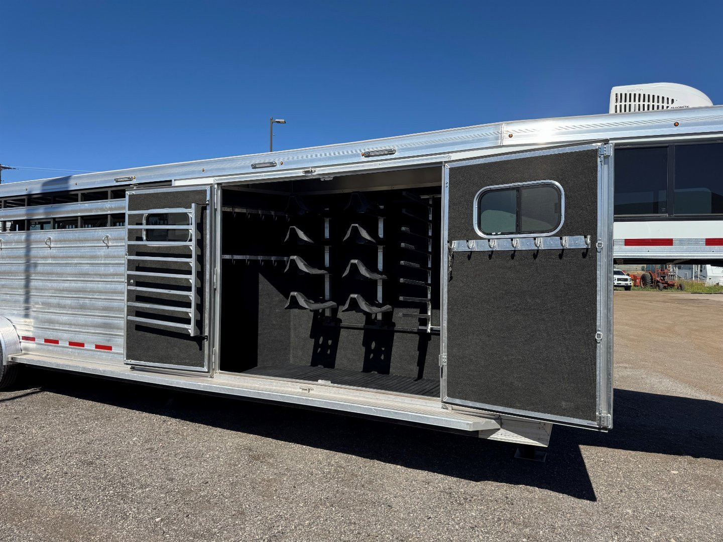 New 2026 Logan Coach 6 Horse Stockman Combo Horse Trailer