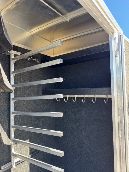 New 2026 Logan Coach 6 Horse Stockman Combo Horse Trailer