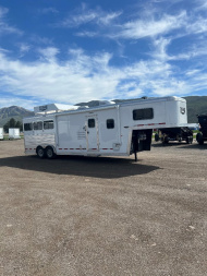 Used 2020 Logan Coach 3H Limited 810 Living Quarters