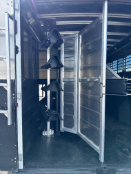 New 2025 Logan Coach 812 Bullseye 4H