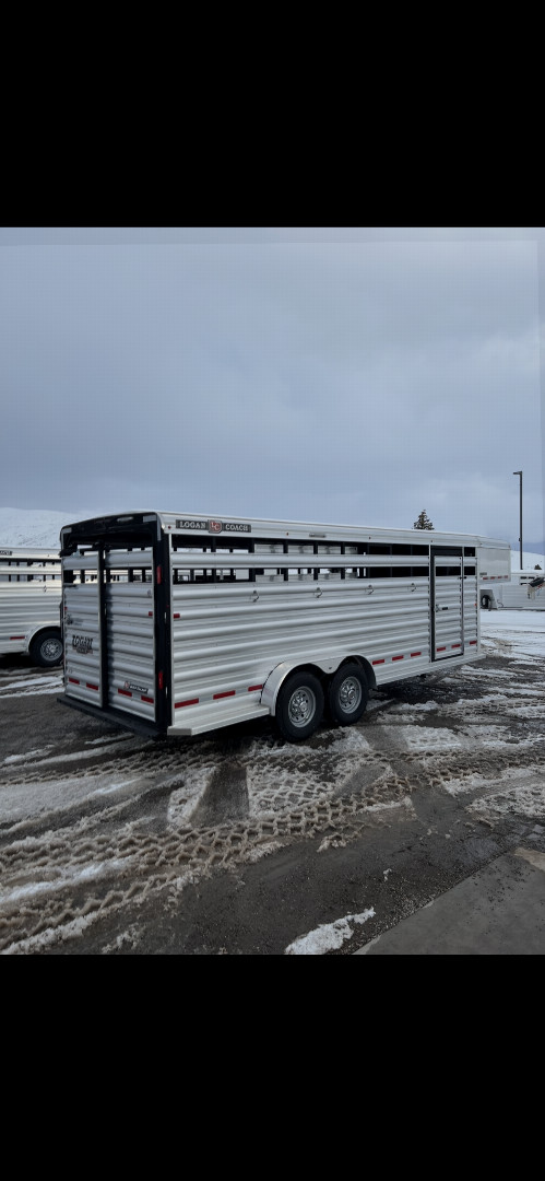 New 2025 Logan Coach 20' Cattleman