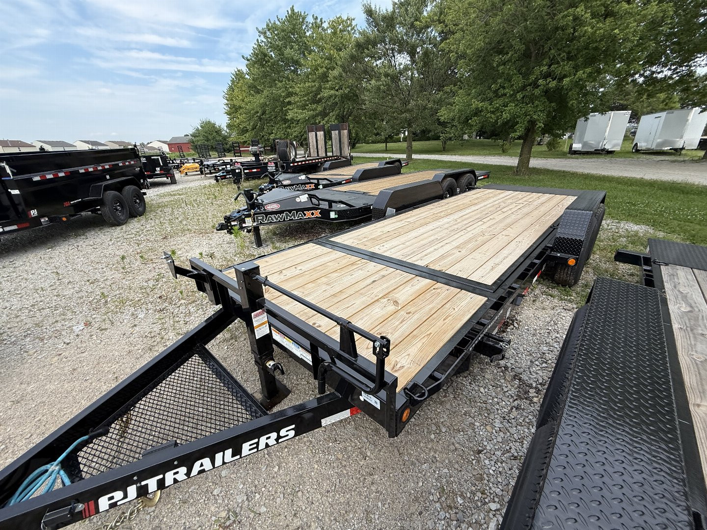 New 2026 PJ Trailer Tilt Trailer T6202 83X20 TA Partial Tilt (GVW:14000) BLACK