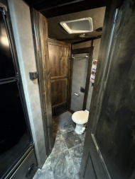 New DEMO PRICED 2024 Logan Coach 814 Select 5H Horse Trailer