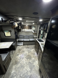 New DEMO PRICED 2024 Logan Coach 814 Select 5H Horse Trailer