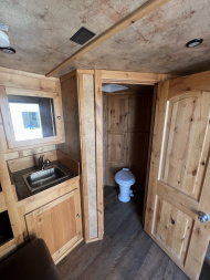 Used 2019 Logan Coach Riot 3H Horse Trailer