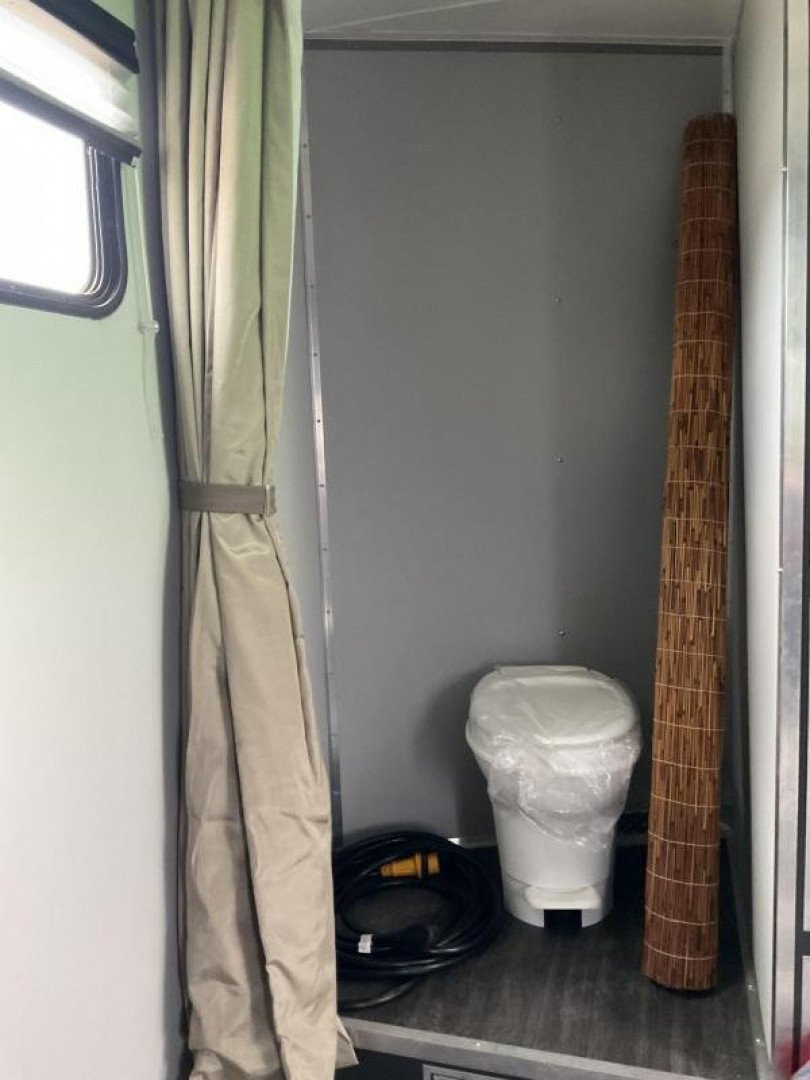 New 2022 Cargo Mate EHW718TA2 Enclosed Cargo<br />
Factory Demo<br />
No miles other than shipping<br />
7x18 TA RAMP DOOR (GVW:7000)<br />
Camper Model<br />
Pop Out Camper side mounted bed <br />
110 Power<br />
Toilet and Sink <br />
Wet Sounds Stereo