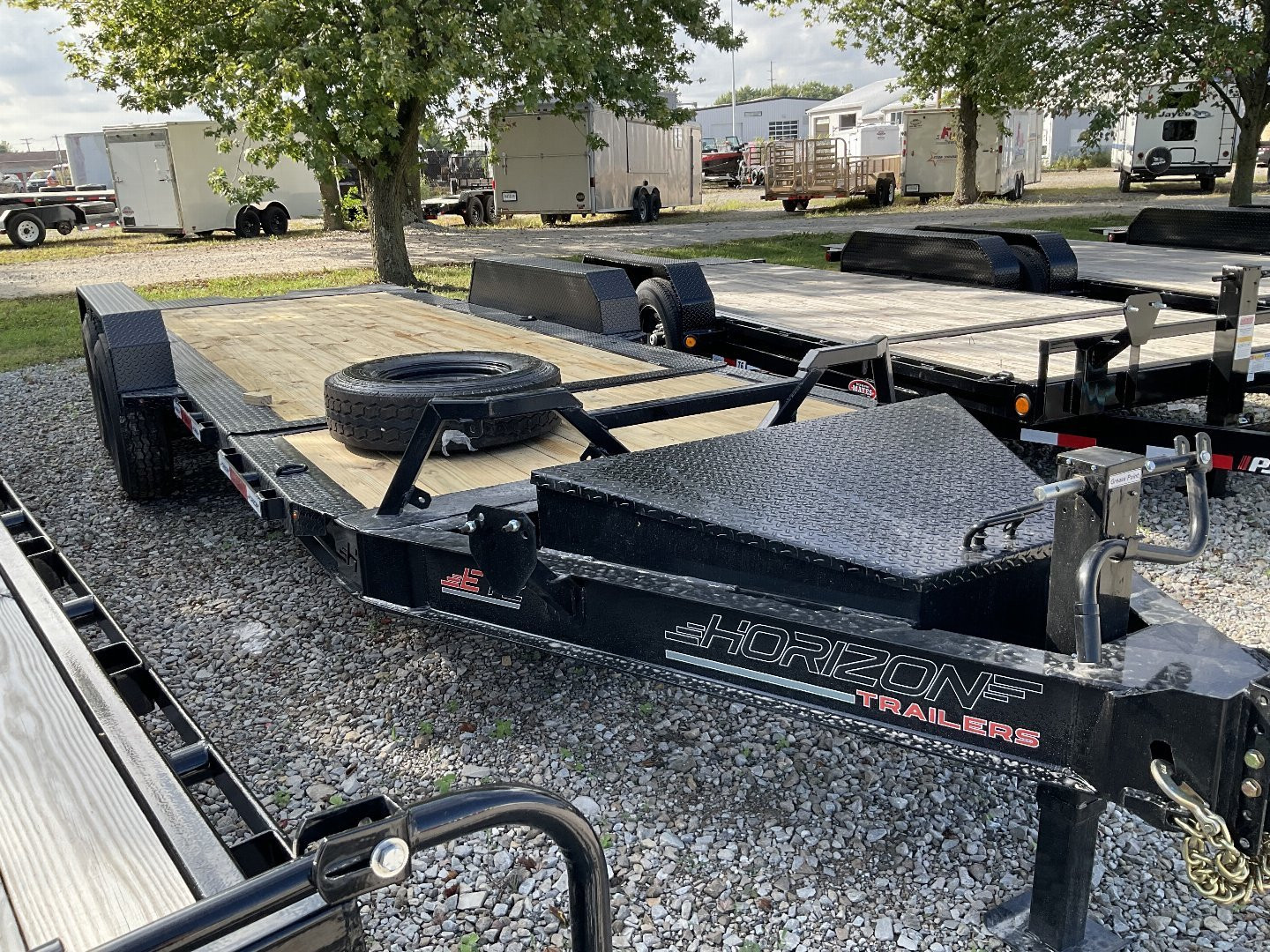 New 2025 HORIZON TRAILERS ETZBP-20 7K Tilt Trailer 83X20 TA 22"HEIGHT PARTIAL TILT (GVW:15260) BLACK