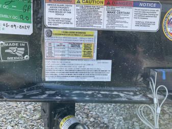 New 2025 HORIZON TRAILERS ETZBP-20 7K Tilt Trailer 83X20 TA 22"HEIGHT PARTIAL TILT (GVW:15260) BLACK