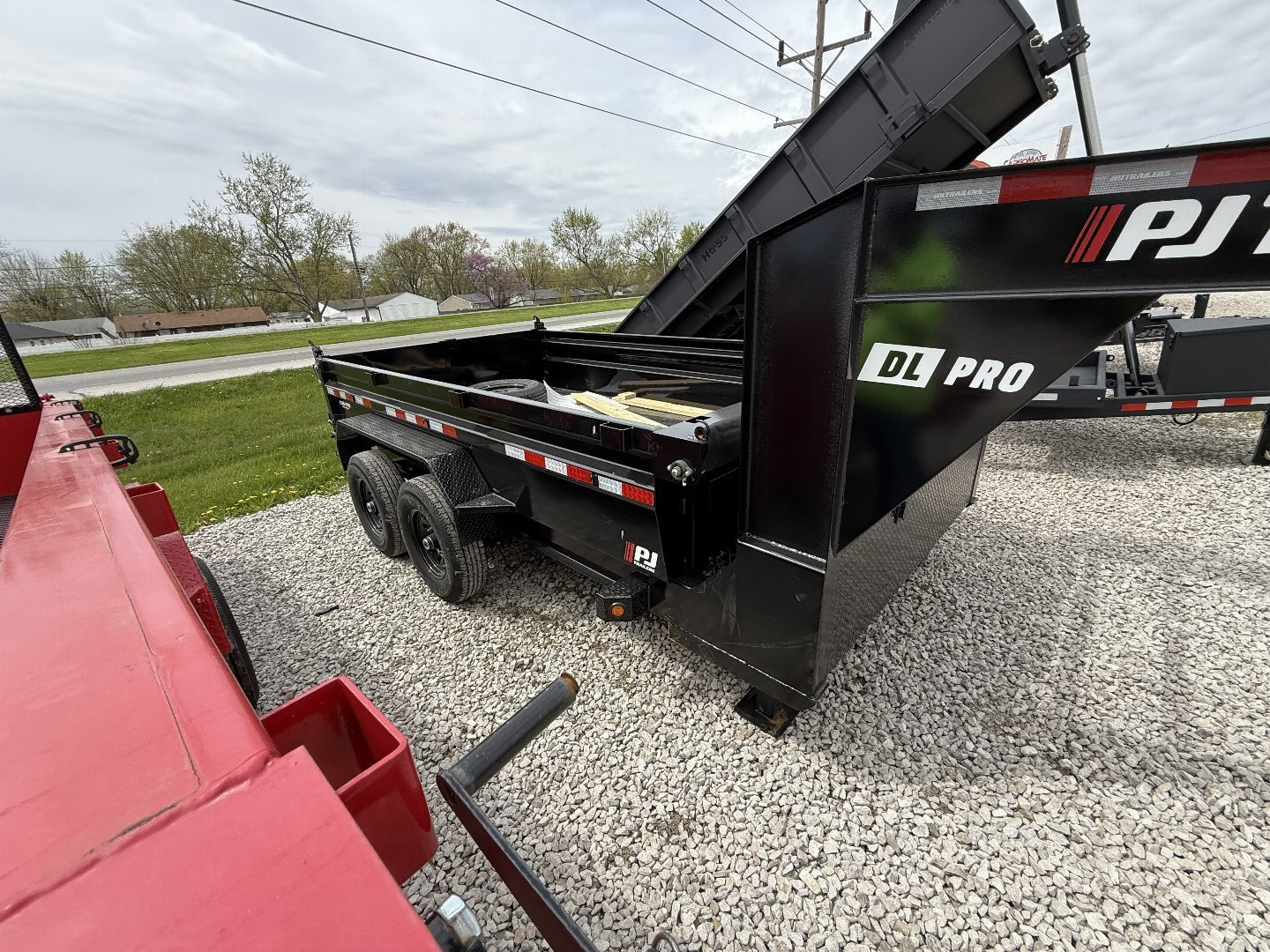New 2025 PJ Trailers DL122 Dump Trailer 83X12 TA GOOSENECK (GVW:14000) BLACK