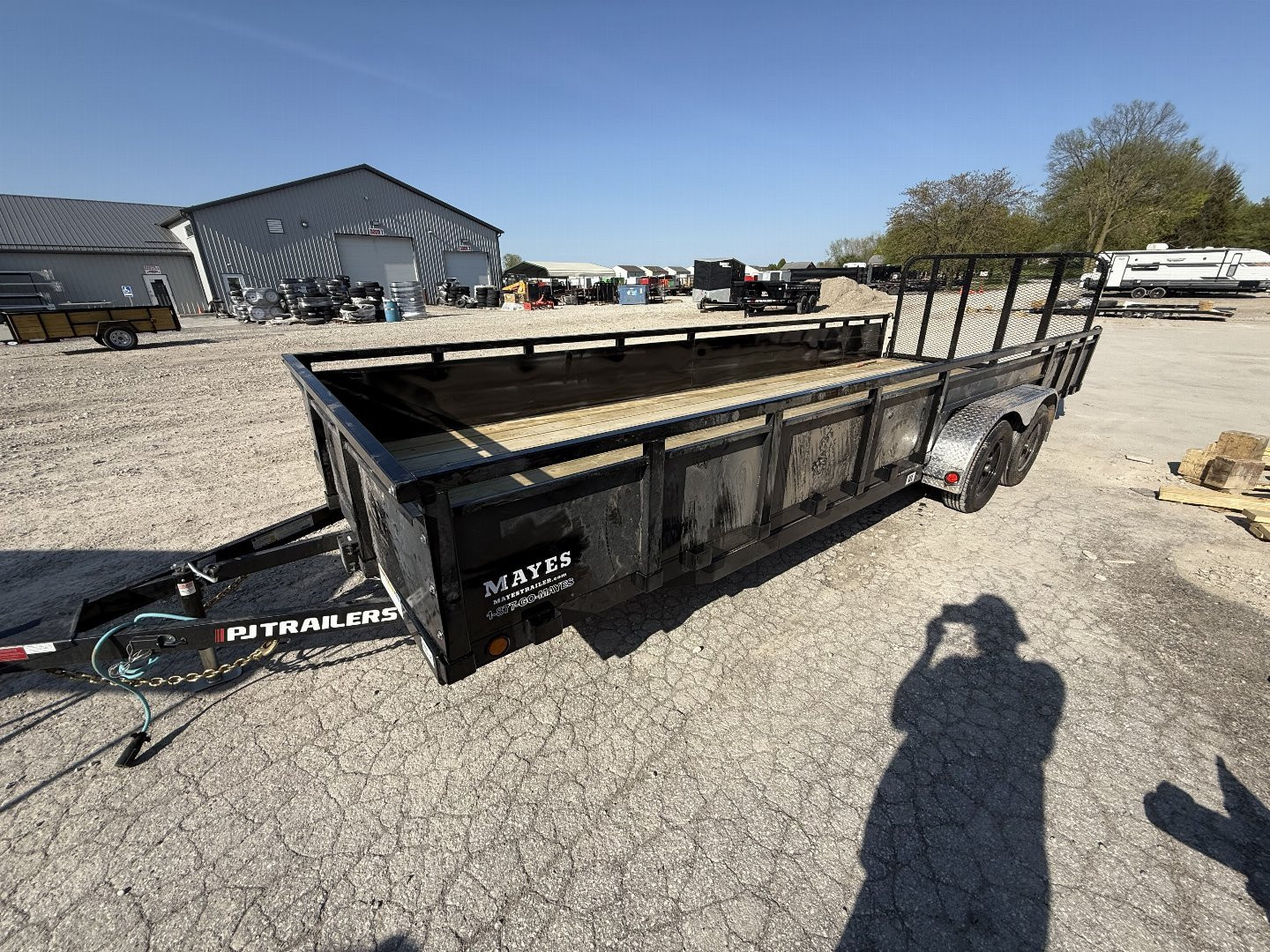 New 2025 PJ Trailers UL222 Utility Trailer 83X22 TA STRAIGHT DECK (GVW:7000) BLACK METAL SIDES