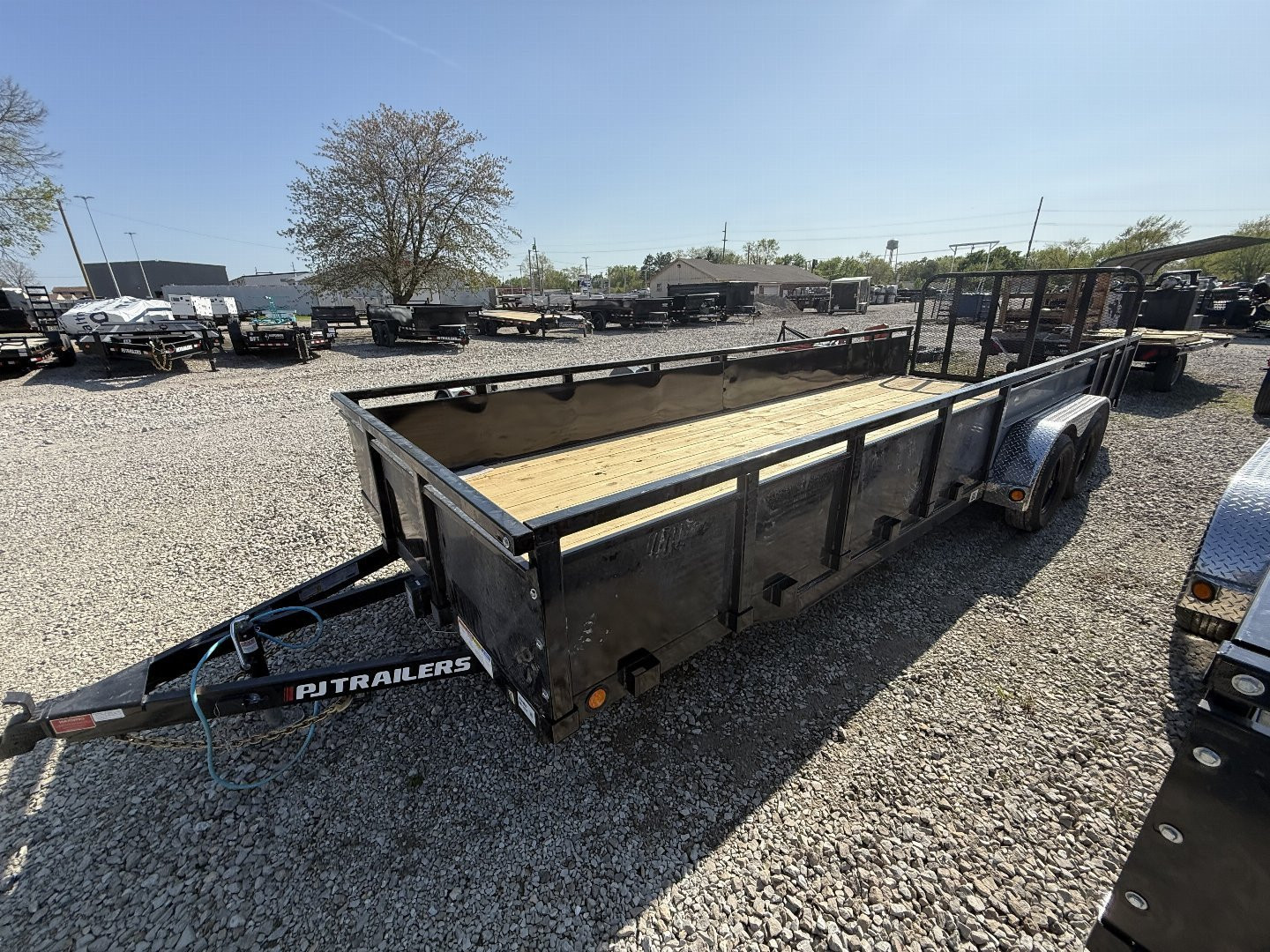 New 2025 PJ Trailers UL222 Utility Trailer 83X22 TA DOVETAIL(GVW:7000) BLACK METAL SIDES