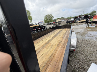 New 2026 PJ Trailers UL202 Utility Trailer 83X20 TA STRAIGHT DECK(GVW:7000) BLACK METAL SIDES