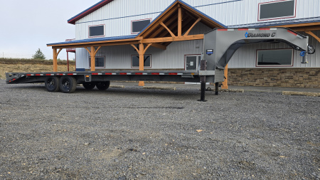 New 2025 Diamond C Trailers FMAX207 Flatbed Trailer / 15.5k GVWR / 30'