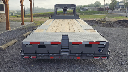 New 2025 Diamond C Trailers FMAX207 Flatbed Trailer / 15.5k GVWR / 30'