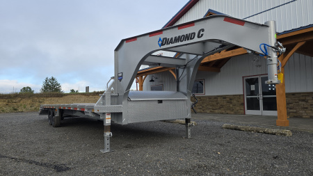 New 2025 Diamond C Trailers FMAX207 Flatbed Trailer / 15.5k GVWR / 28'