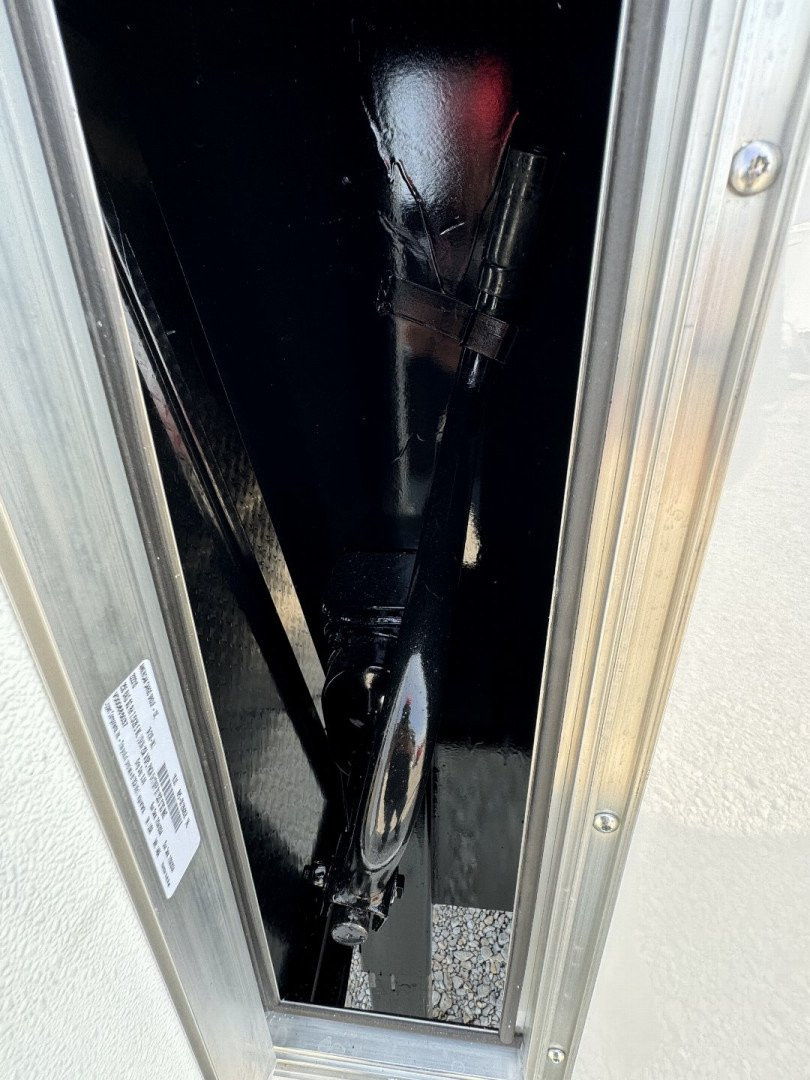 New 2025 WELLS CARGO MTG8538R5 Cargo / Enclosed Trailer 102X38 TA TRI AXLE GN(GVW:21000) WHITE