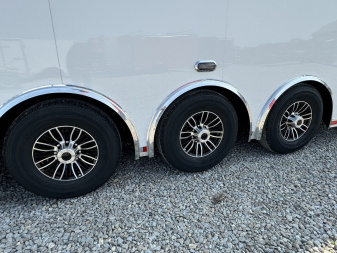 New 2025 WELLS CARGO MTG8538R5 Cargo / Enclosed Trailer 102X38 TA TRI AXLE GN(GVW:21000) WHITE