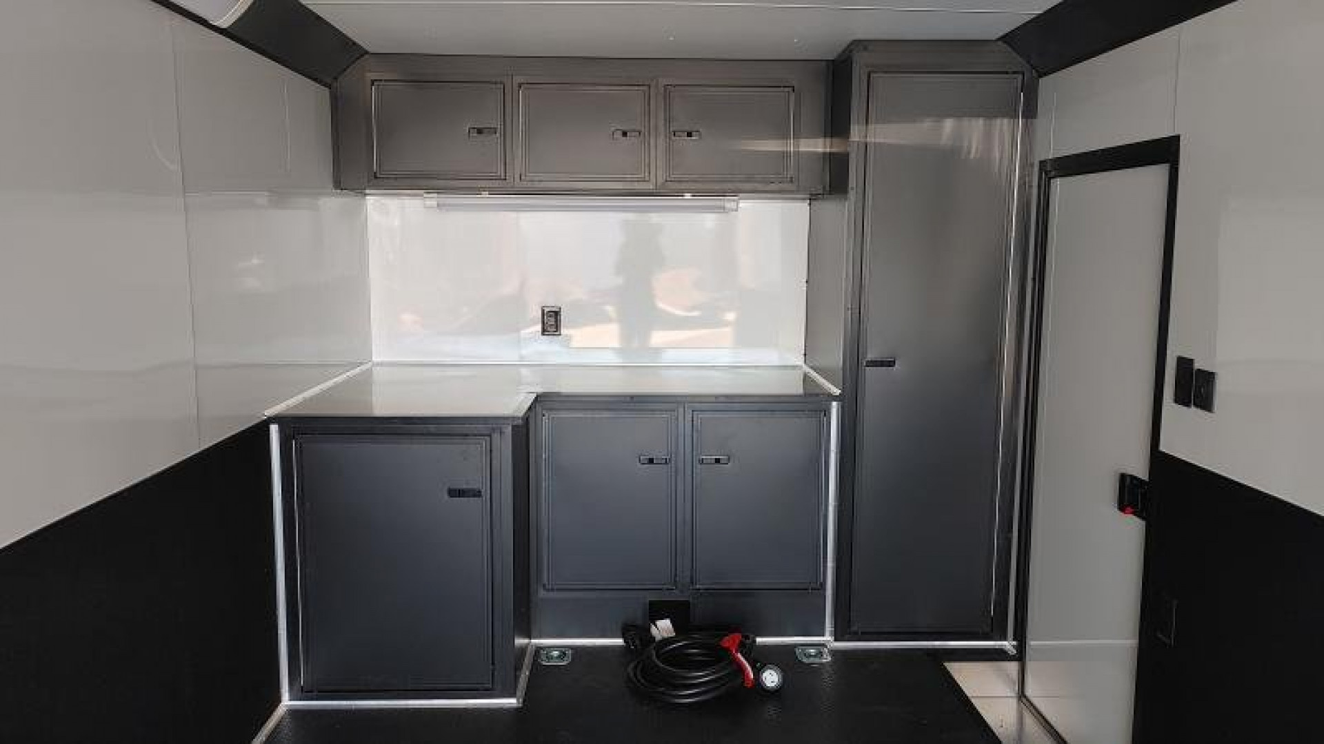 New 2022 United Trailers 10K Cargo / Enclosed Trailer