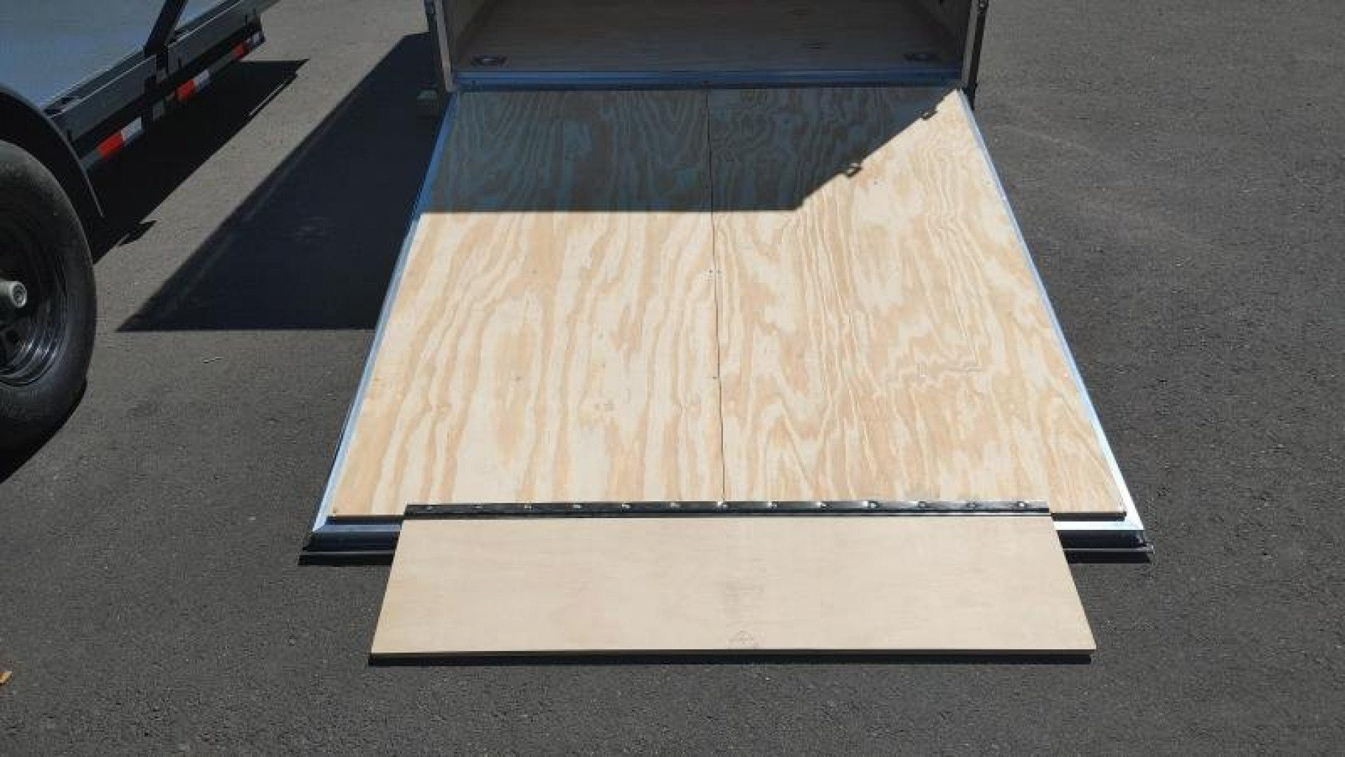 New 2022 United Trailers 3K Enclosed Cargo Trailer