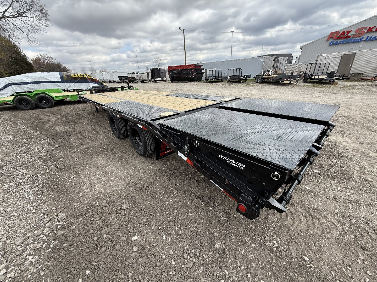 New 2025 PJ Trailers PL252 Deckover Trailer 102X25 TA PINTLE W/ DUALS (GVW:25000) BLACK