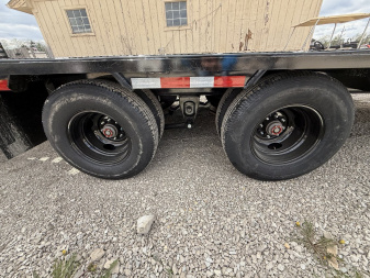 New 2025 PJ Trailers PL252 Deckover Trailer 102X25 TA PINTLE W/ DUALS (GVW:25000) BLACK